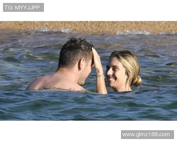 韩国夫妻综艺中的足球明星们如何在爱情与事业中找到平衡